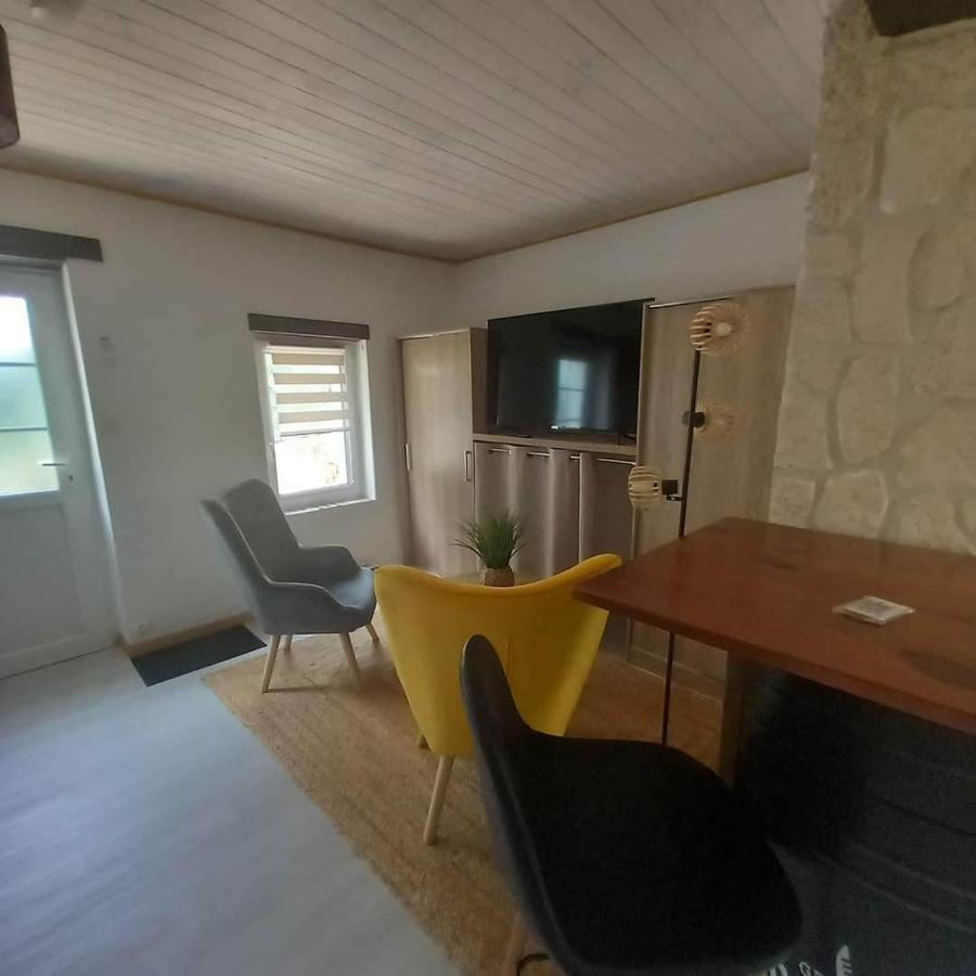 Love Room Avec Spa Nerac Luaran gambar